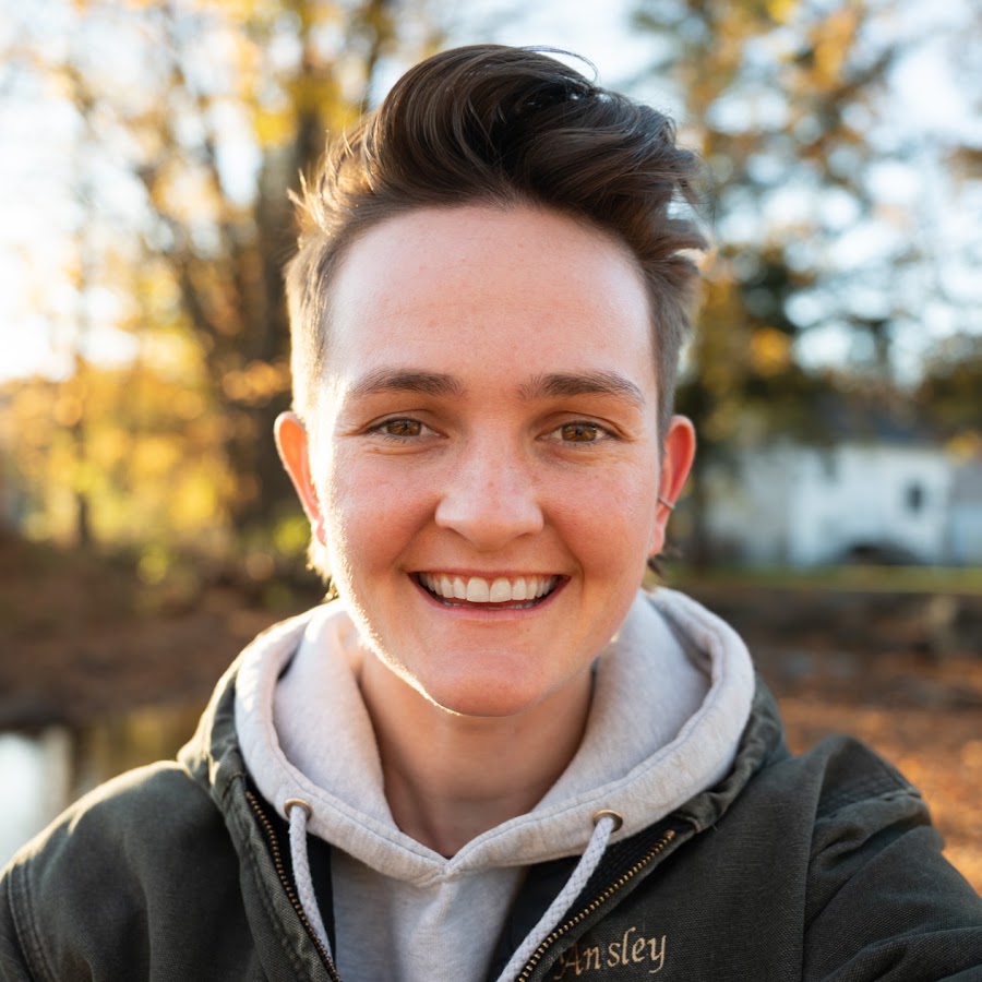 Becca Farsace