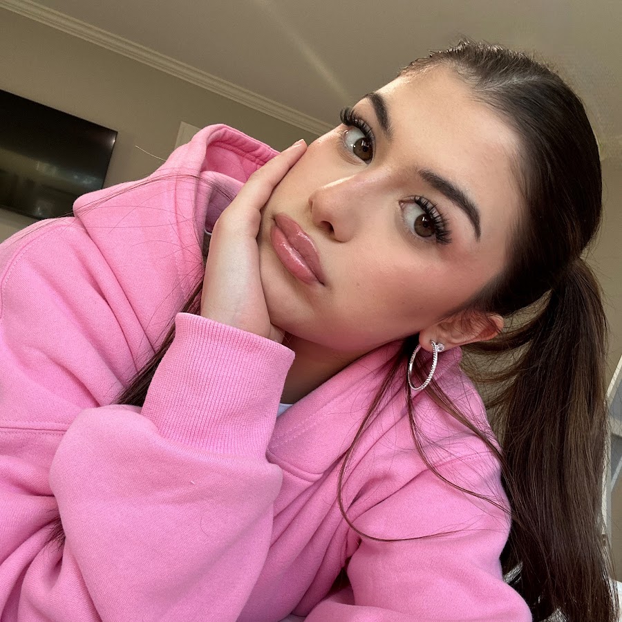 Claire Capone