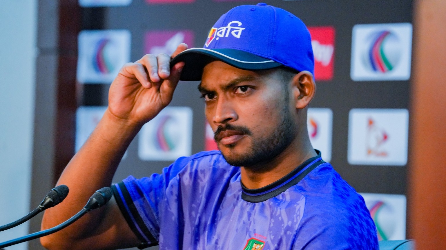 পাকিস্তানের চেয়ে আমাদের পেস আক্রমণ কিছুটা এগিয়ে: শান্ত