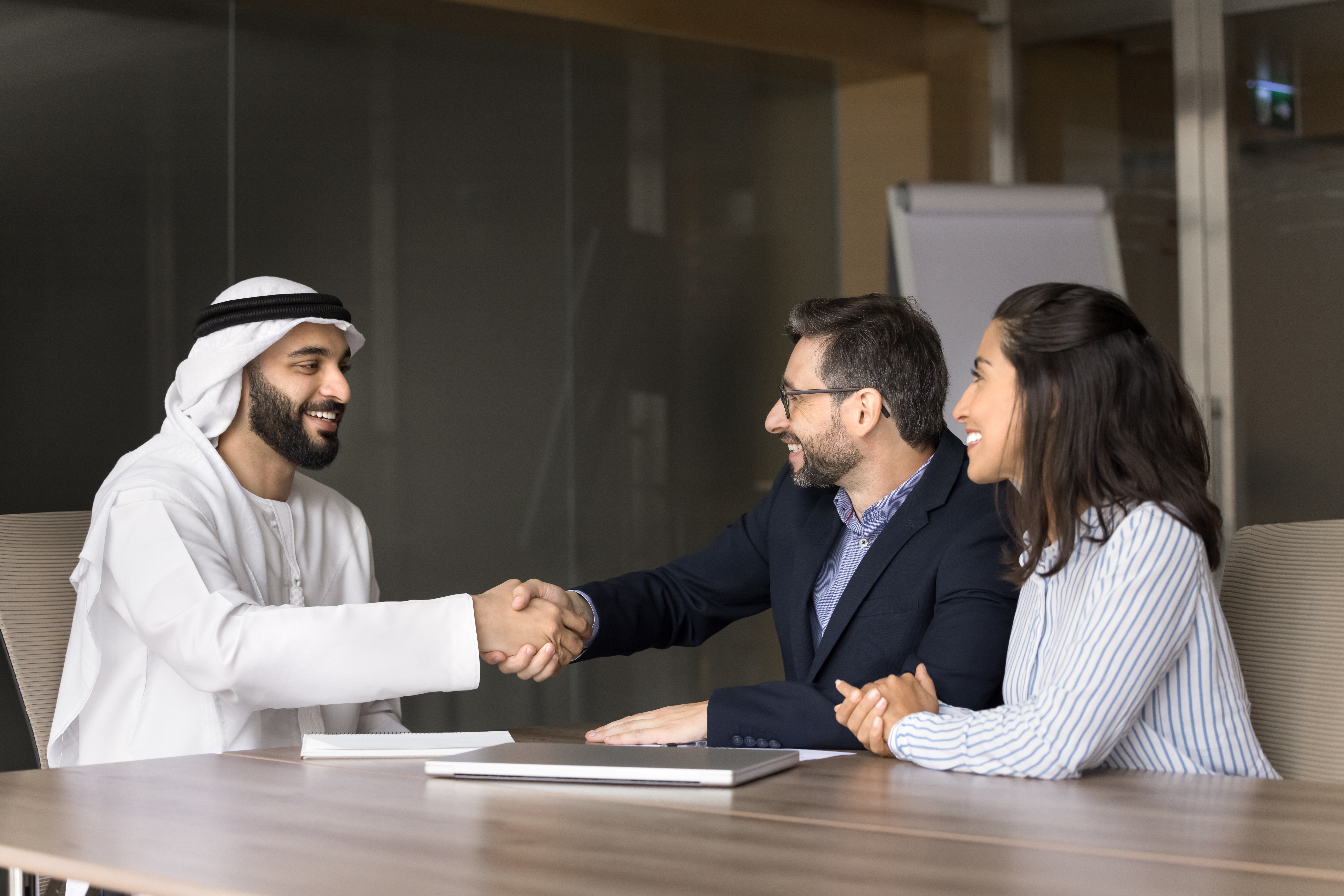Why Dubai Real Estate Buyers Are Increasingly Choosing Cash Over Mortgages