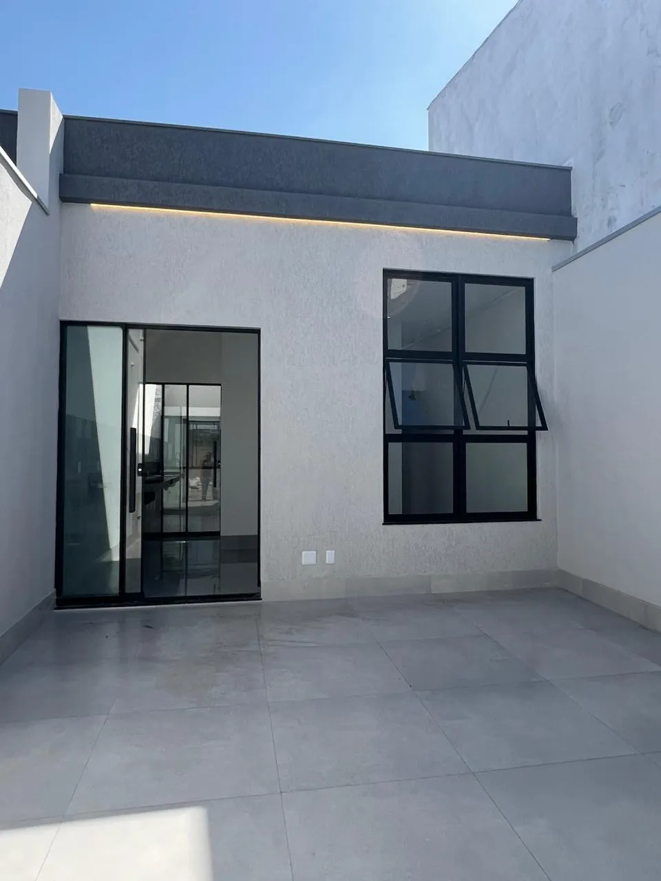 Casa no bairro Morada dos Pássaros, 3 quartos com suíte, foto 2
