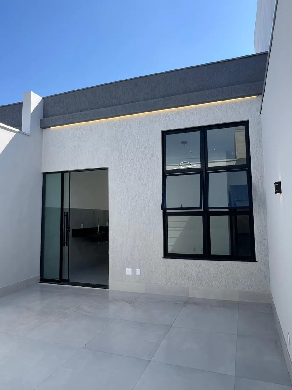 Casa no bairro Morada dos Pássaros, 3 quartos com suíte, foto 1