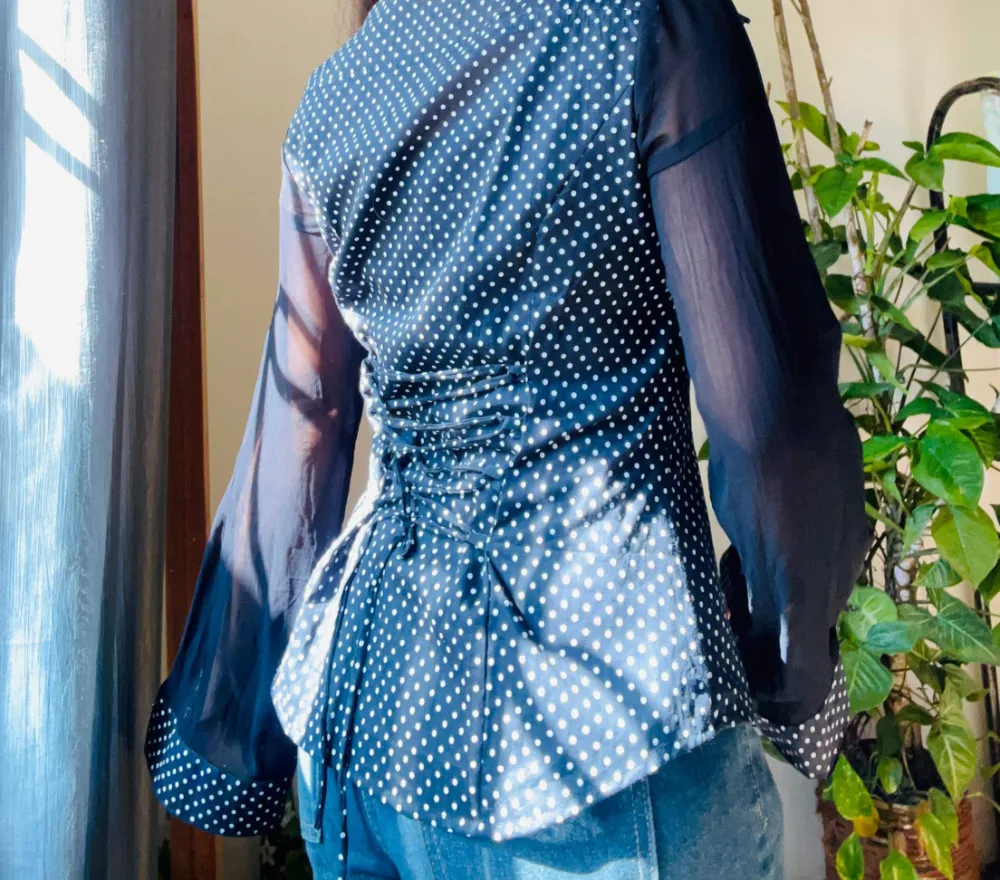 Bell sleeve shirt