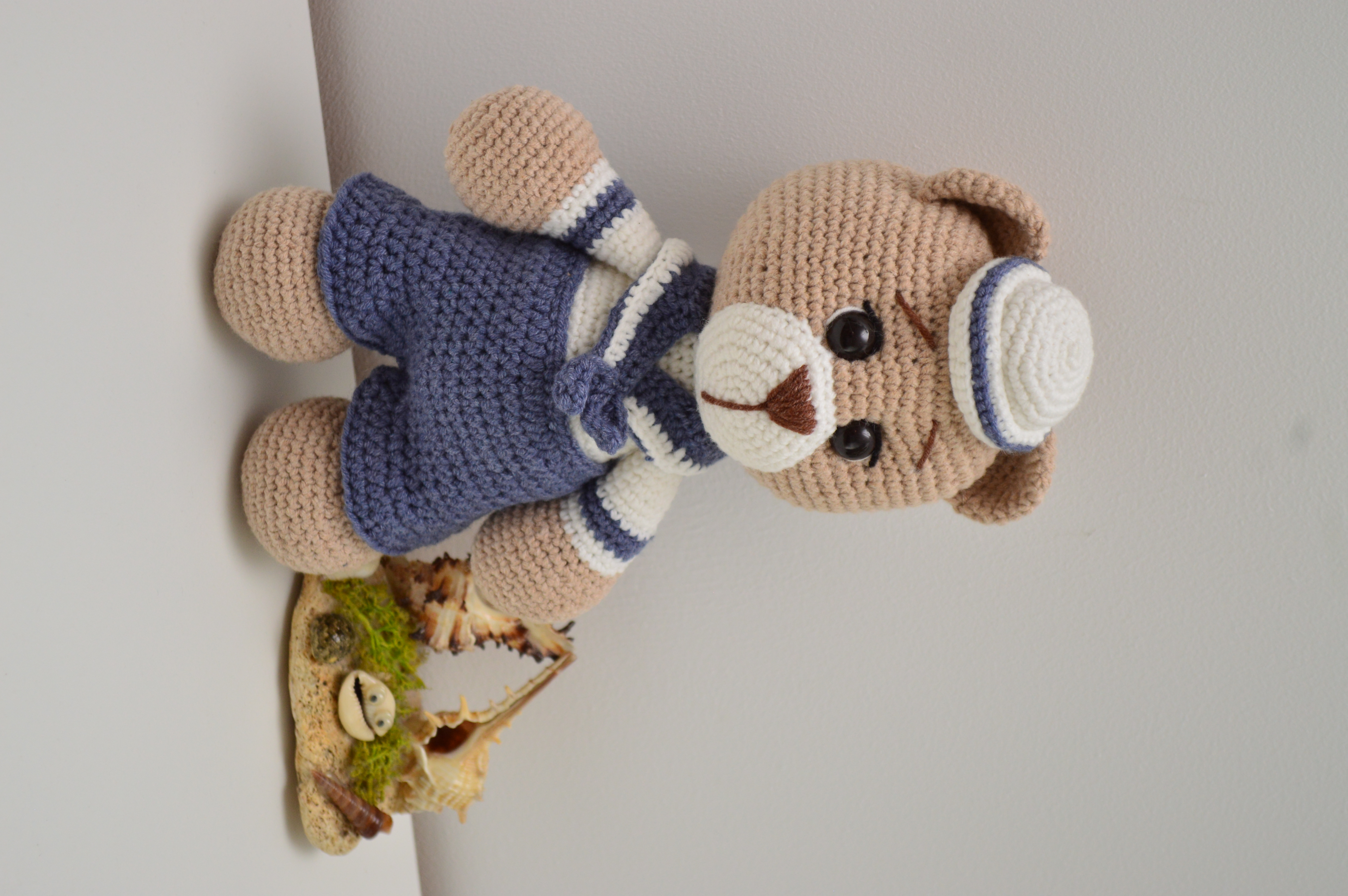 Sailor bear - view 1