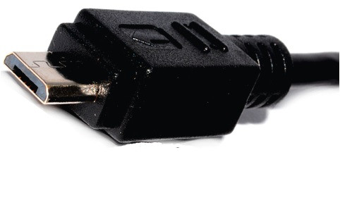 conector plateado plano.