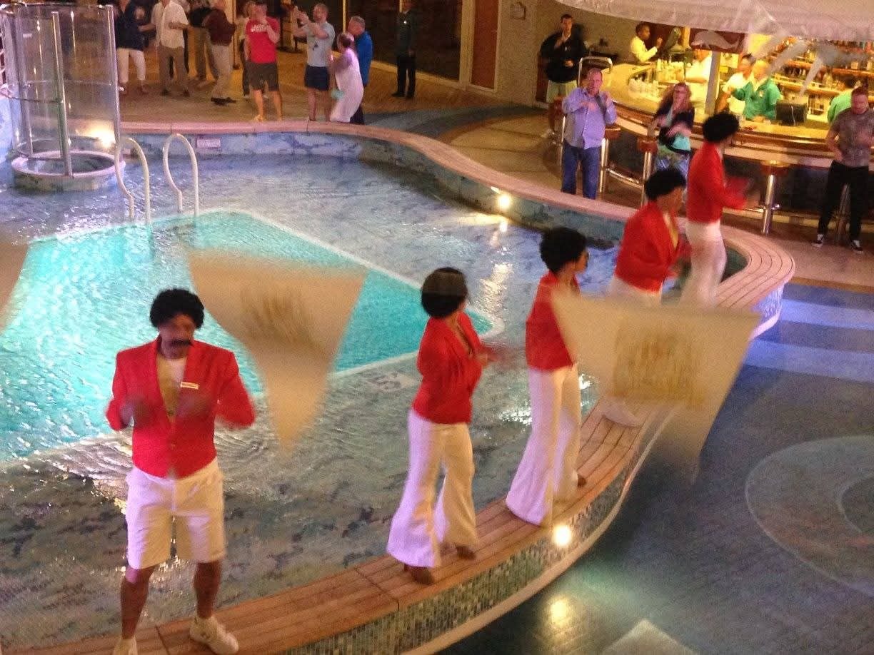 Caribbean Princess review photo 3 by Shipsahoy86