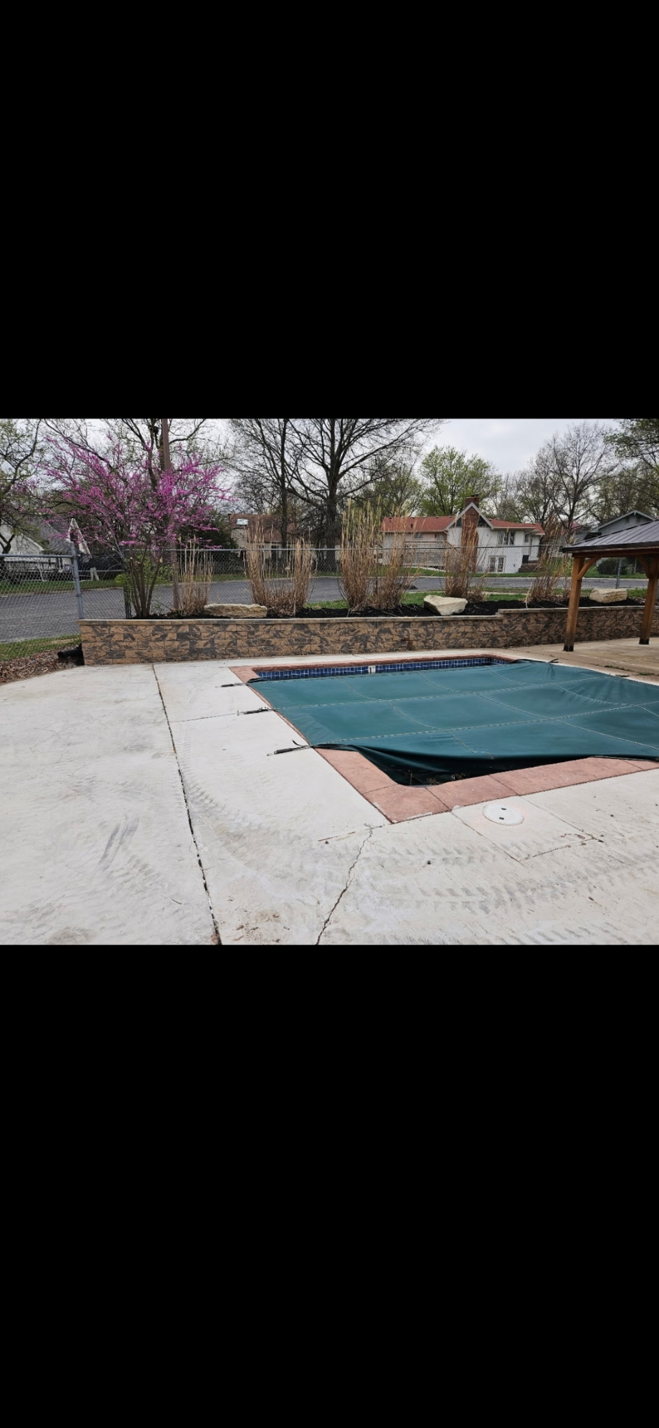 Belgard Retaining Wall Installation in Kansas City — photo 5
