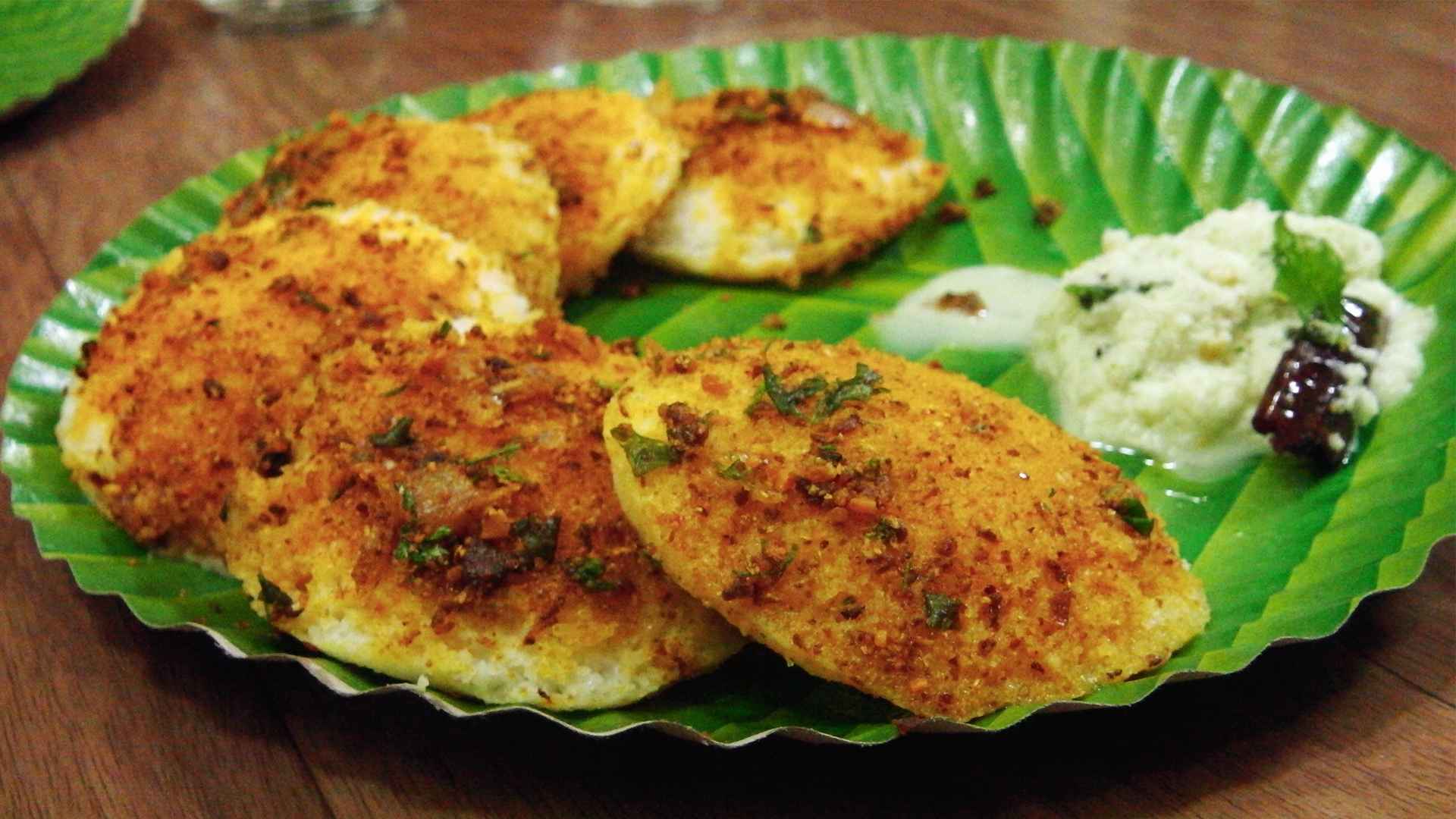 Tawa Idli Recipe - Cooking For Mom / Mothers Day Surprise #7DaysForMom