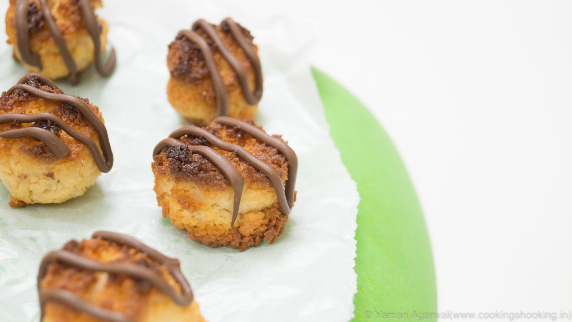 Coconut Macaroons Recipe | Nariyal Laddus fusionified #FusionDiwali