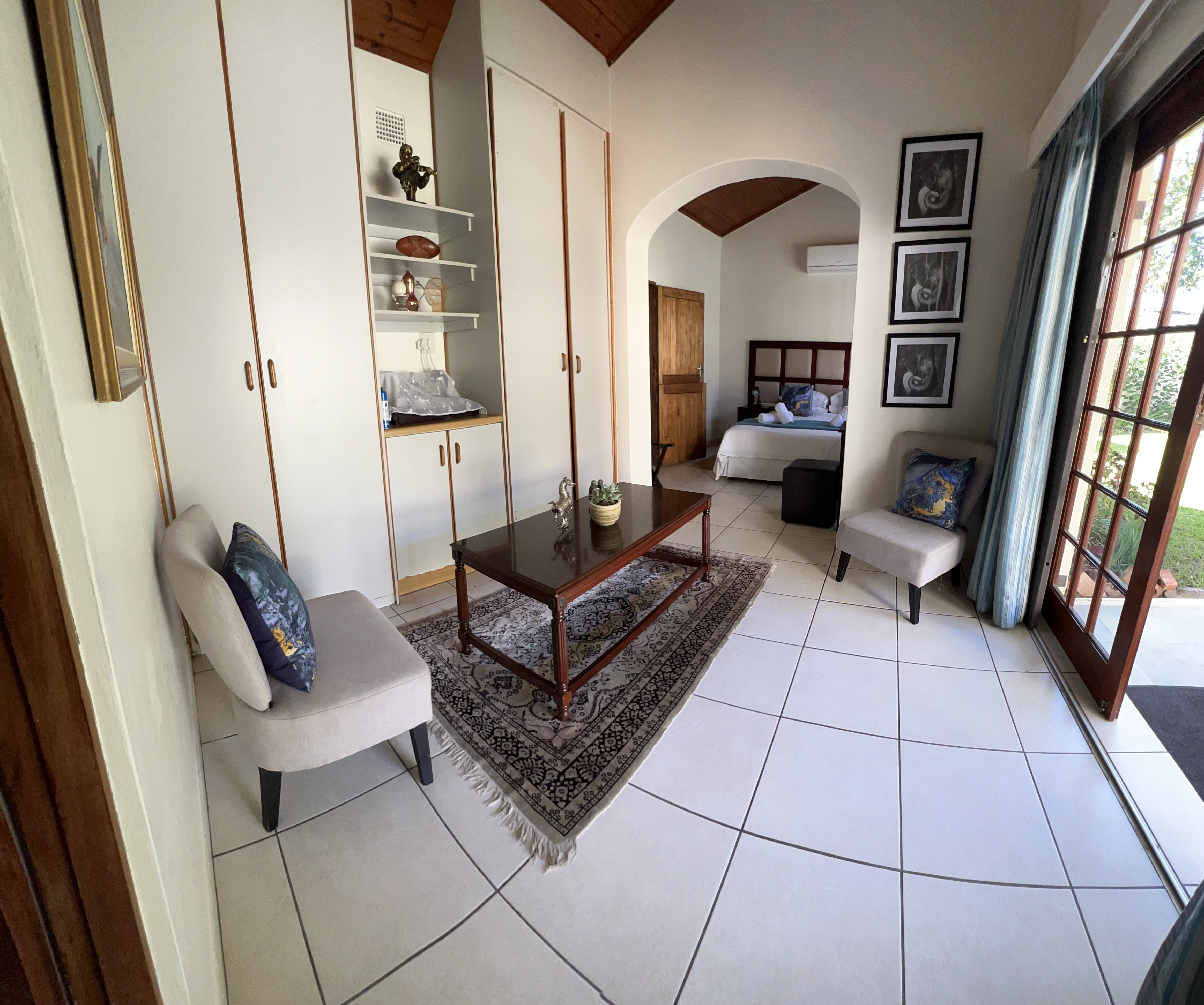 Whalesong Guest House - Image 2