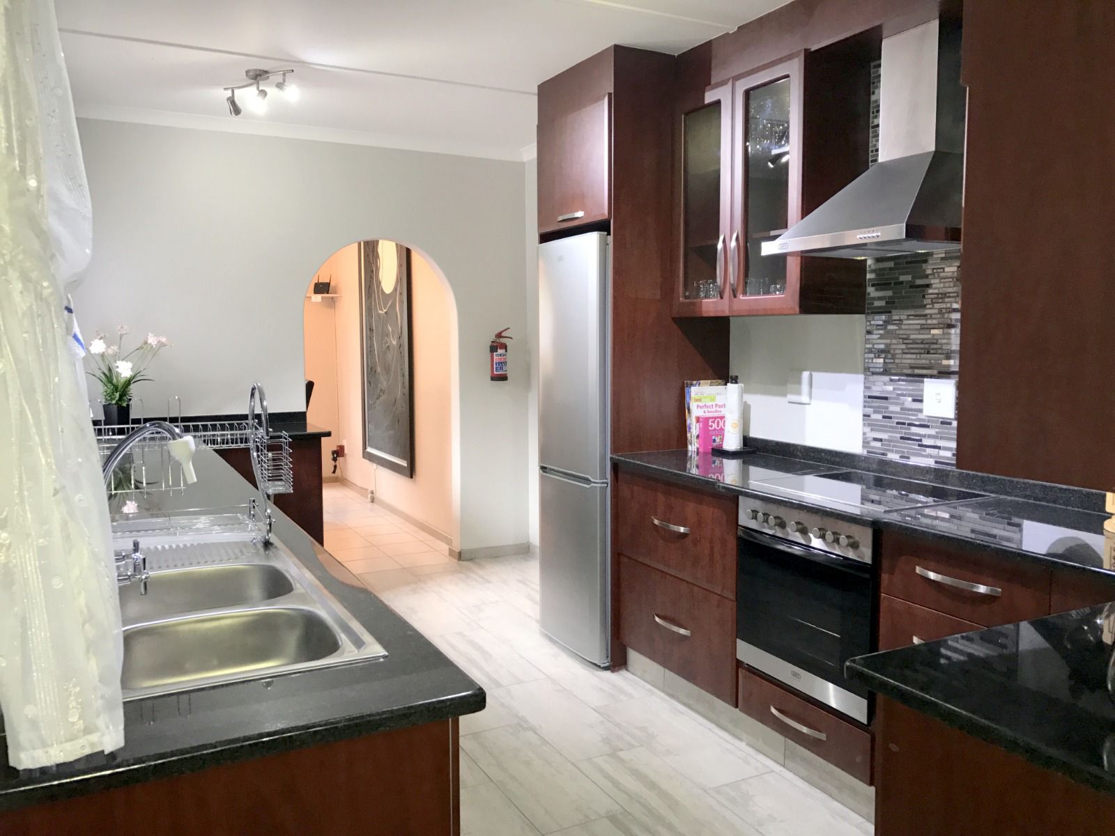 Pelican's Nest Holiday Home - Image 2