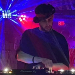 Cade Lopez @cadelopez