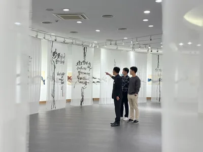 Behind Cut