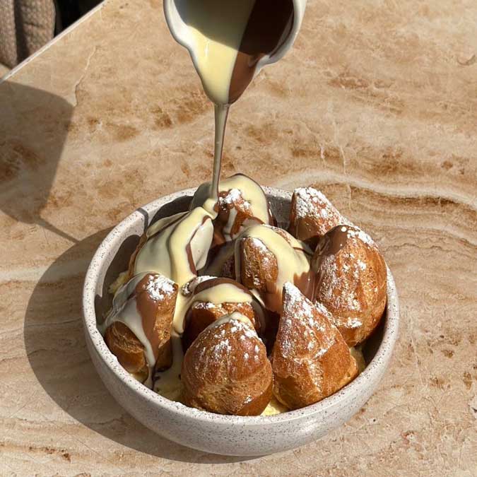 Choux Cream Puffs