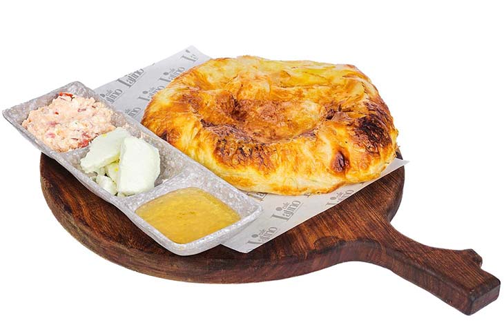 Feteer Meshaltet with Butter