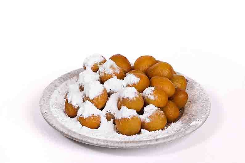Zalabia with Honey and Sugar