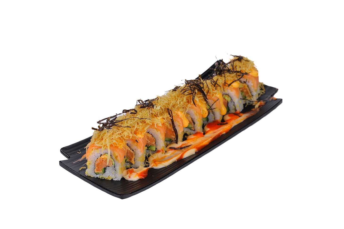 CRISPY SALMON CHIPS ROLL URA MAKI (8 PIECES)