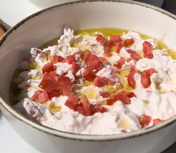 Low Salt White Cheese with Tomatoes