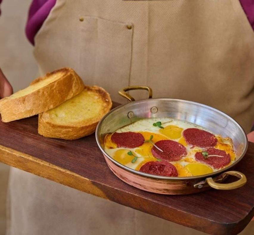 Sausage & Cheddar Eggs