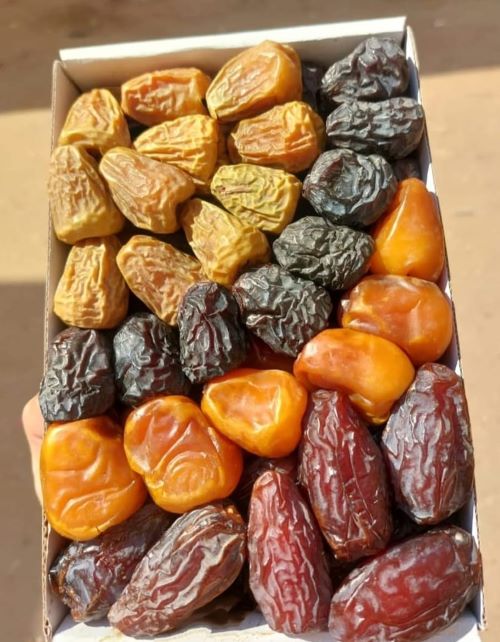 Makki dates 1 kg