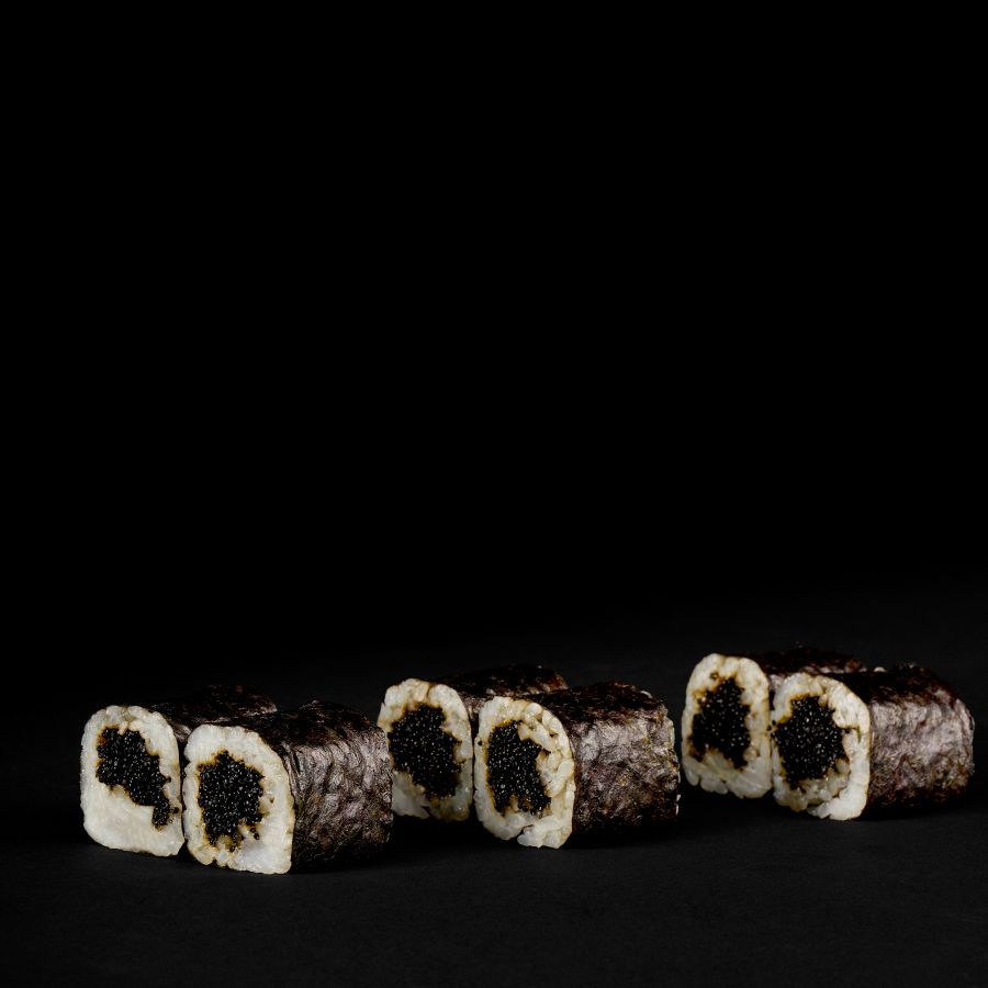 138 Hoso Caviar Maki