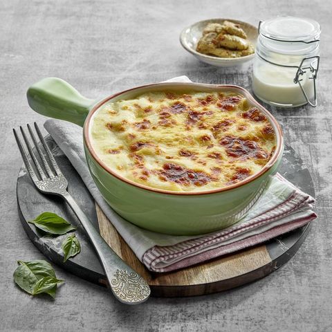 Macarona Bashamel with Chicken