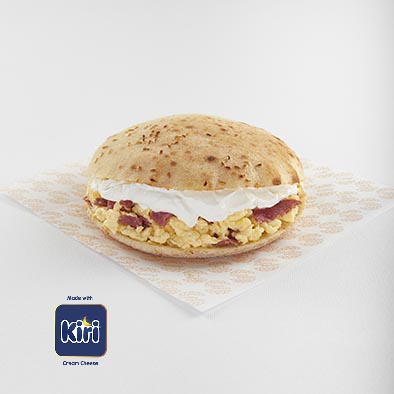 Kiri Pastrami Scrambled Sandwich