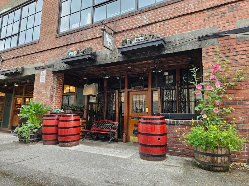 White Horse Tavern