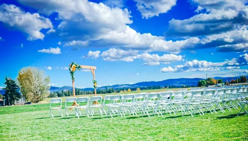 Mountain View Venue at Bluff Dweller Farm