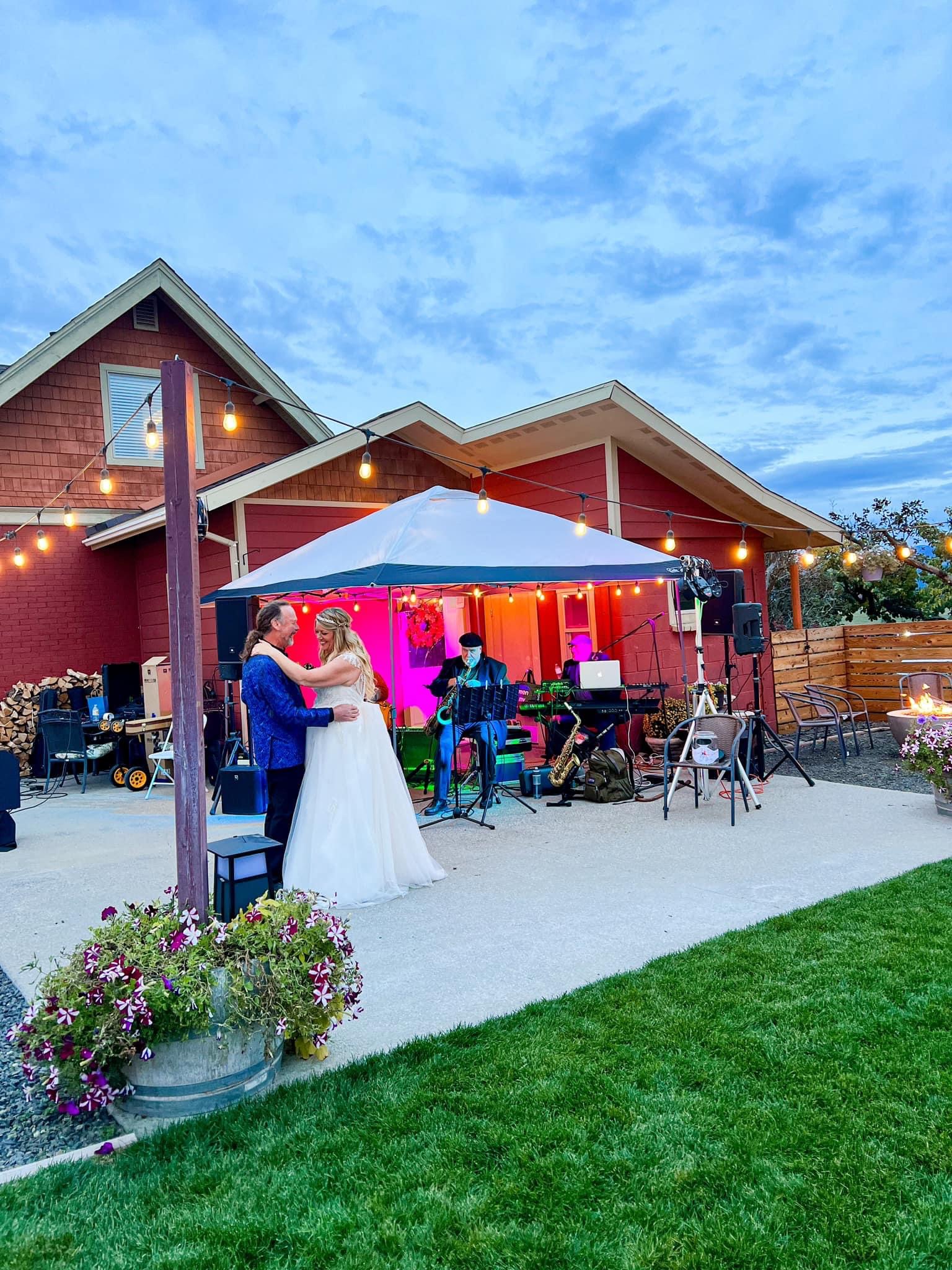 Photo of Mountain View Venue at Bluff Dweller Farm