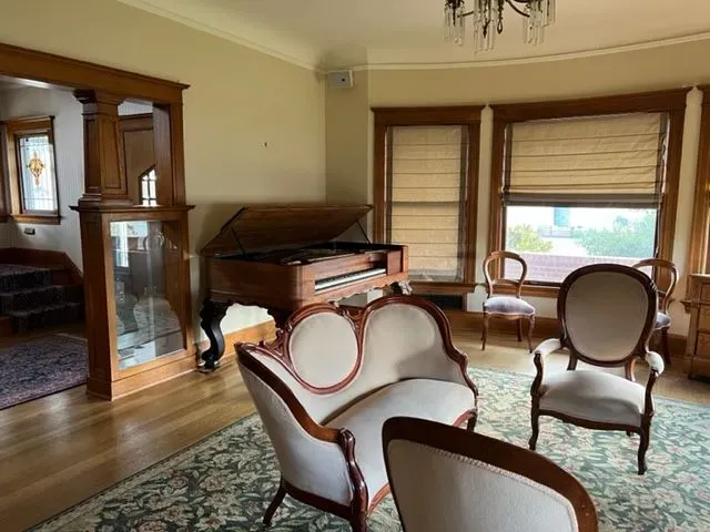 Van Valey House