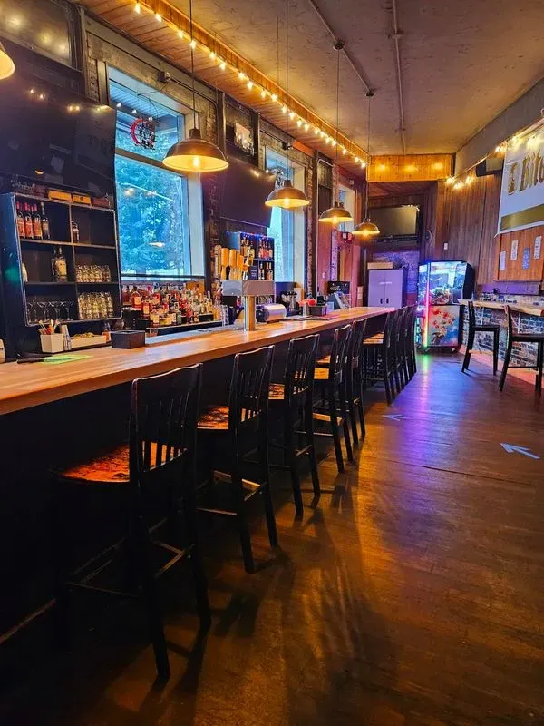 The Ten-01 Pub