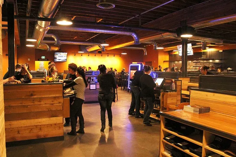 Diamond Knot Brewpub@MLT