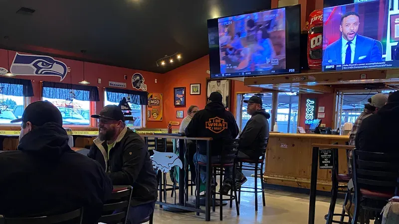 Hawkeyes Tavern