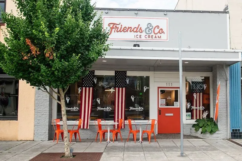 Friends & Co Ice Cream