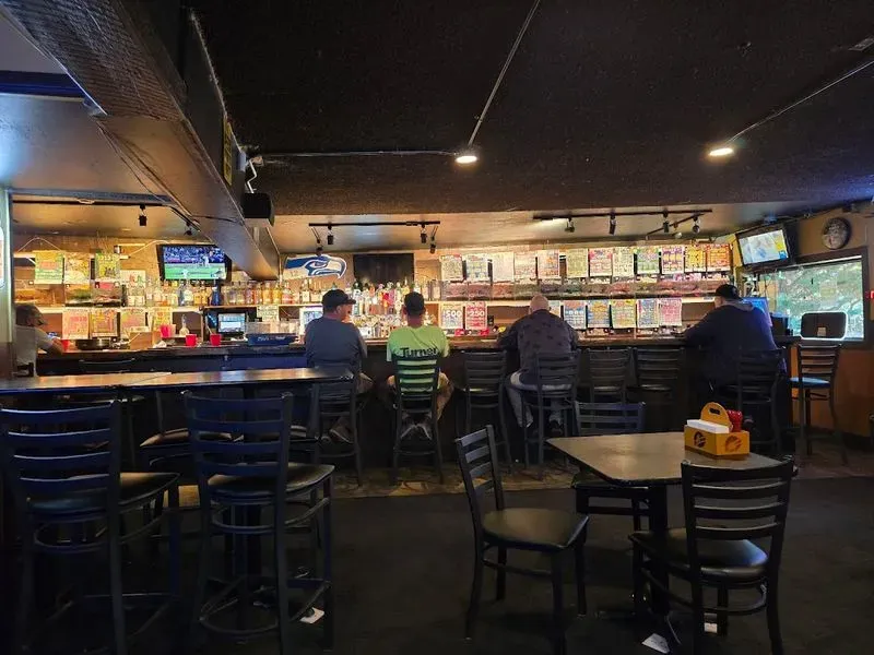 Pla-Mor Bar & Grill
