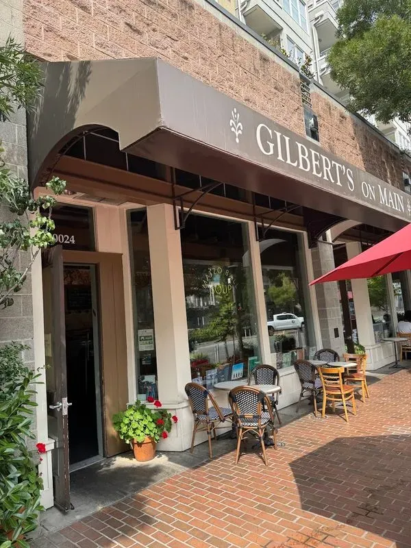 Gilbert's on Main