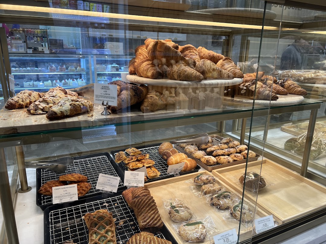 Tous les Jours Bakery Café - Redmond