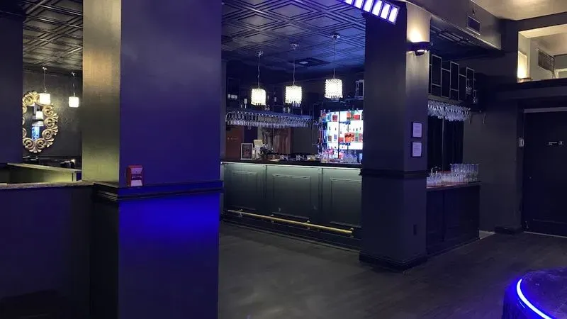 Monte Bistro & Showbar