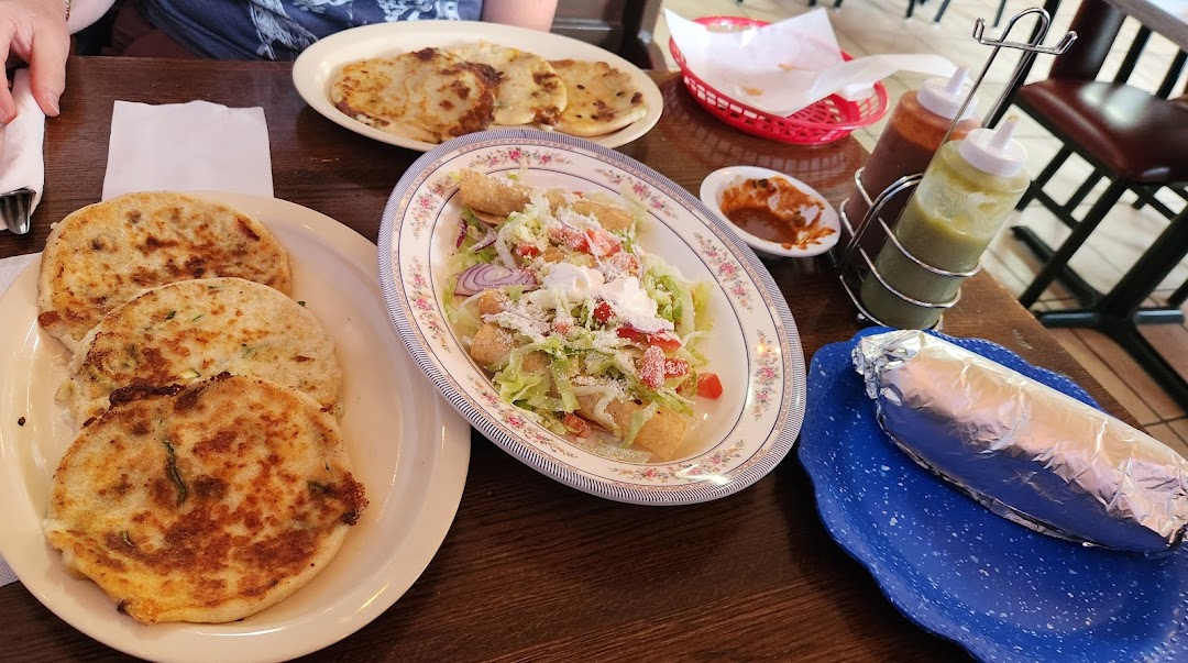 Photo of SABOR CASERO Taqueria y pupuseria