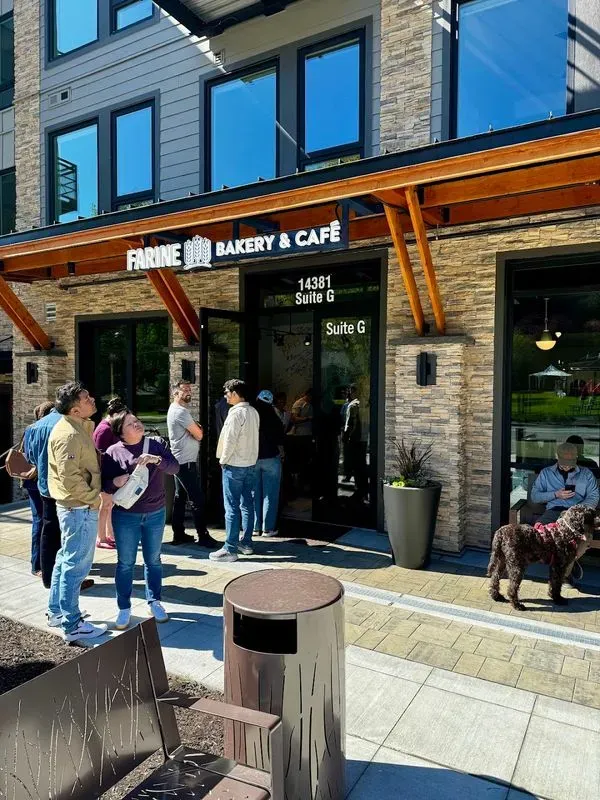 Farine Bakery & Café
