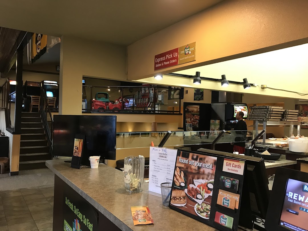 Photo of Round Table Pizza