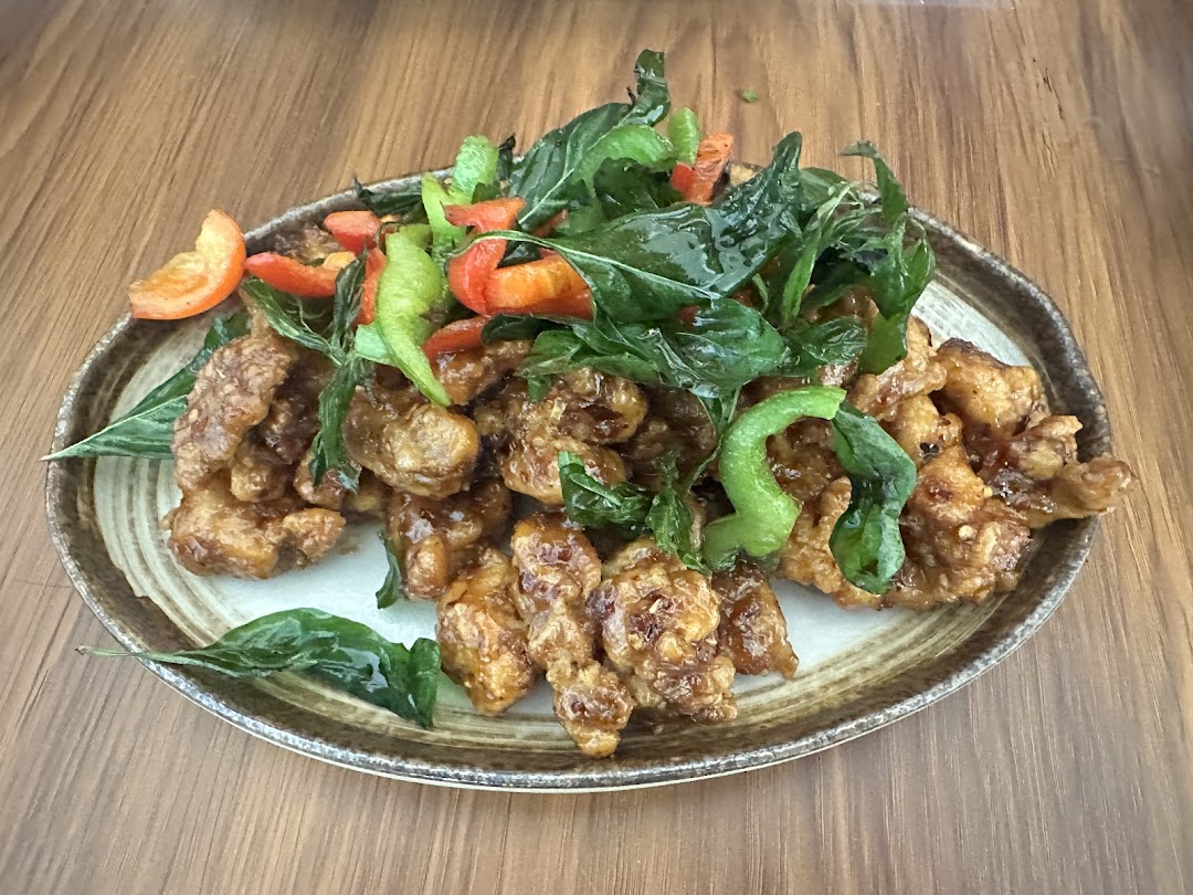 Photo of R Harn Thai