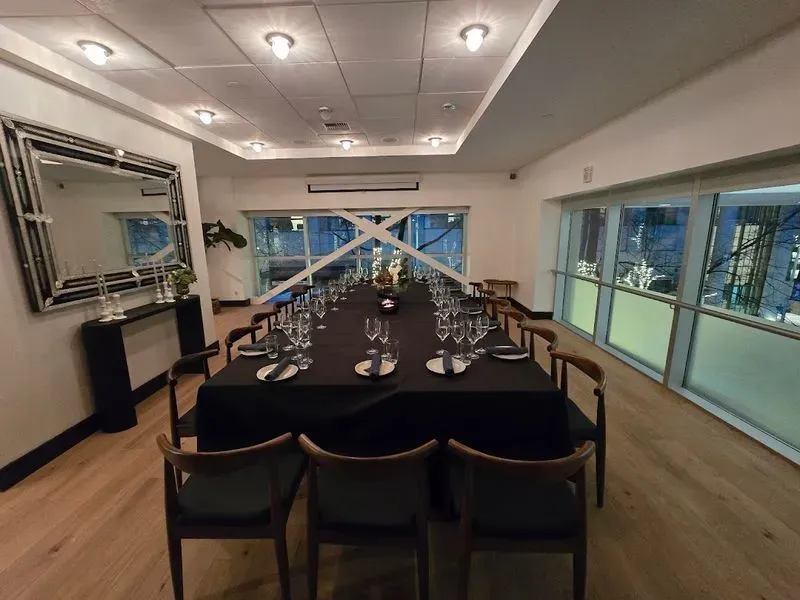Vivienne's Bistro