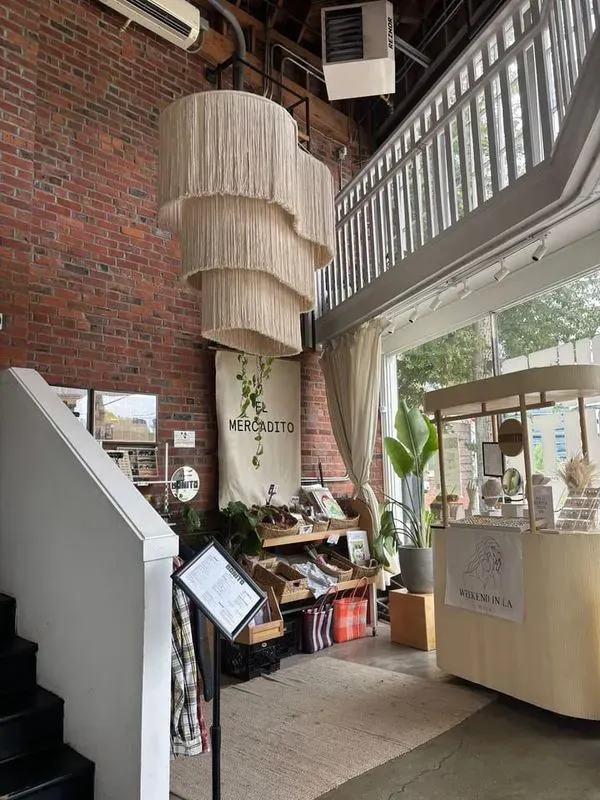 Bonito Café y Mercadito