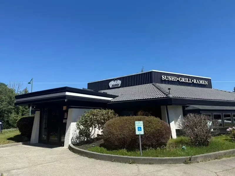 Sumo Sushi Grill & Ramen - Kirkland