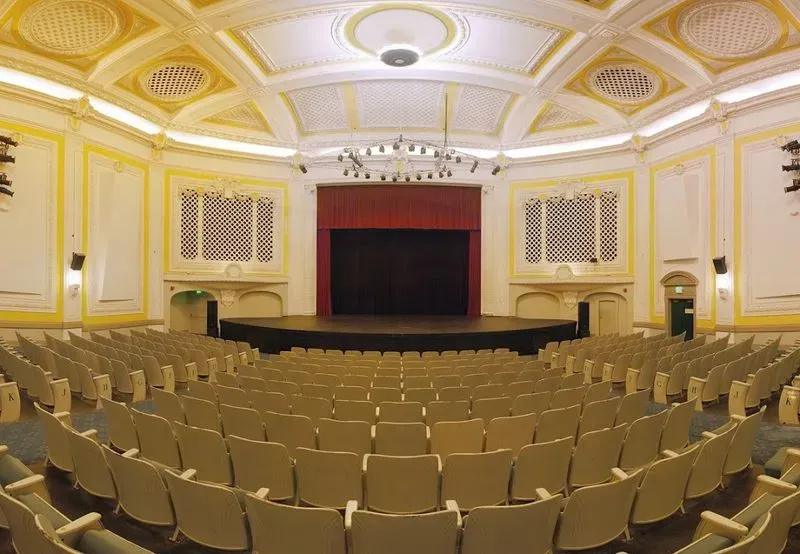 Rialto Theater