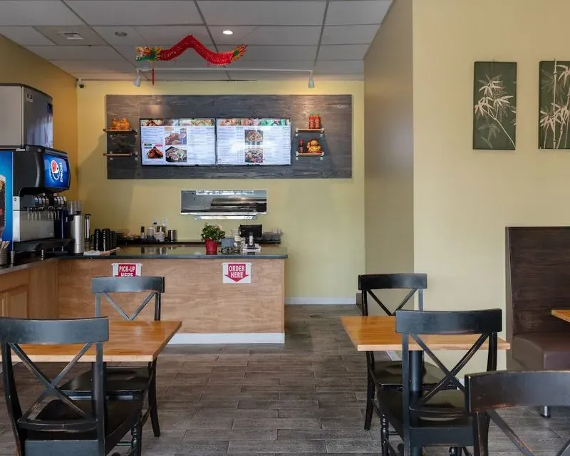 Pau's Asian Kitchen