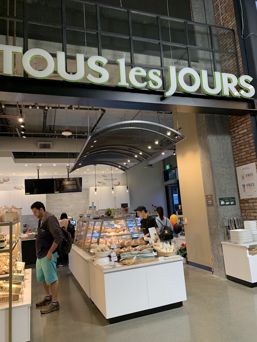 TOUS les JOURS Bakery Café - Seattle Terry