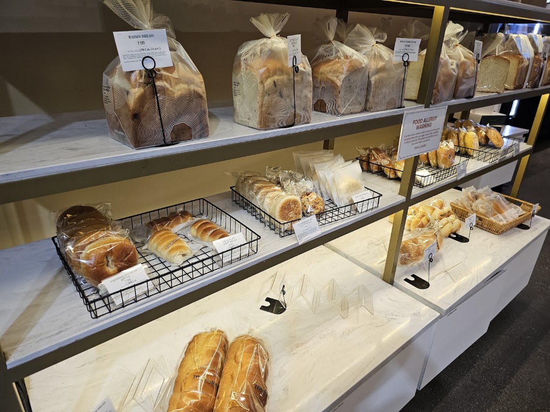 Photo of TOUS les JOURS Bakery Café - Seattle Terry